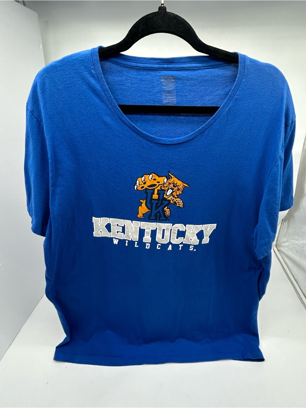 Kentucky Wildcats Blue Graphic Scoop Neck Tee - Women's Fan Shirt